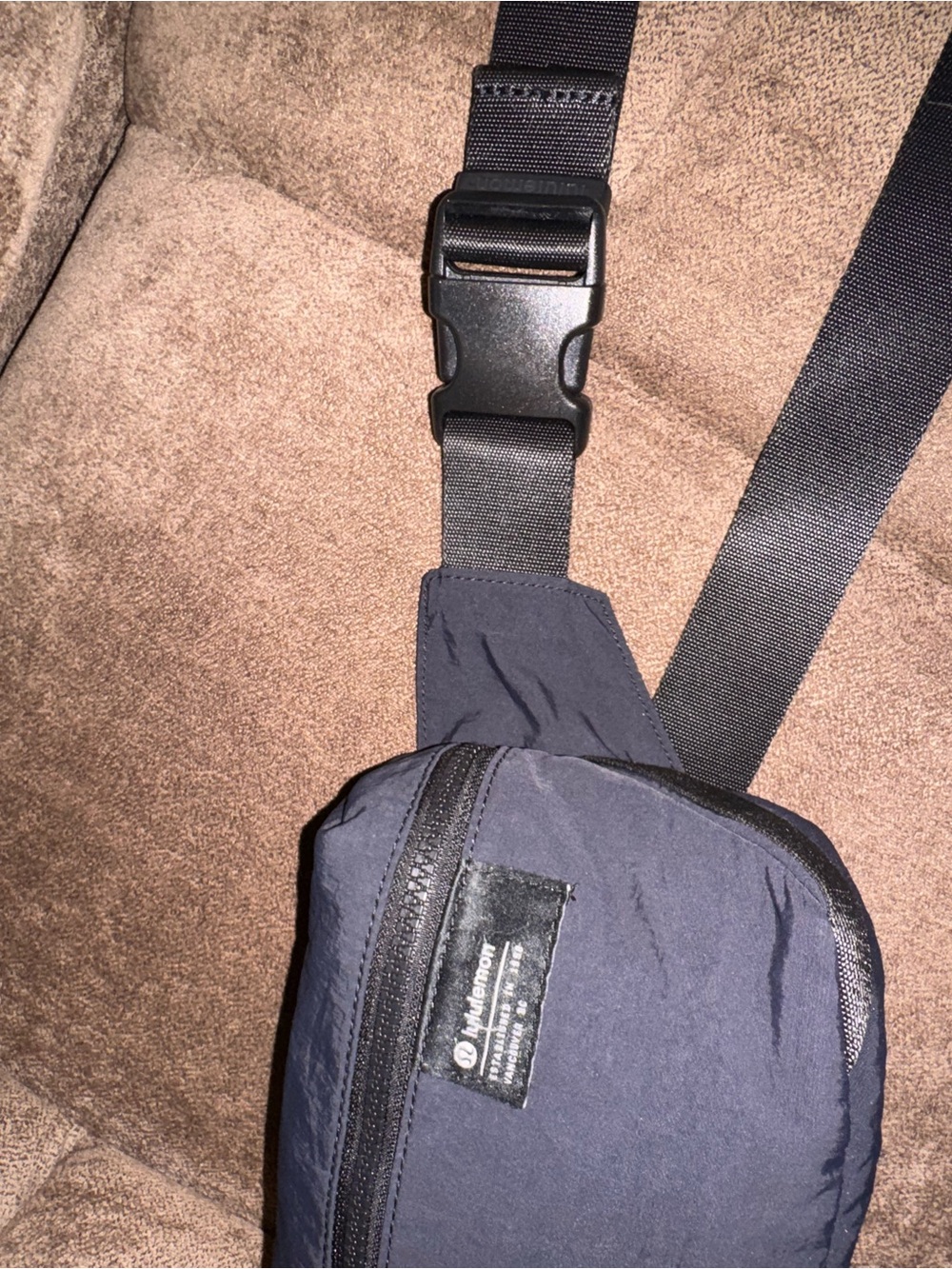 Lululemon Crossbody - Picture 5 of 10